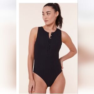 Andie The Malibu Snap Front One Piece Swimsuit Medium Black